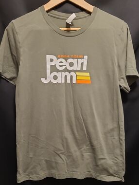 Pearl Jam 2024 Concert Tee Olive Short Sleeve Tee with Retro Stripe Logo Sz Med